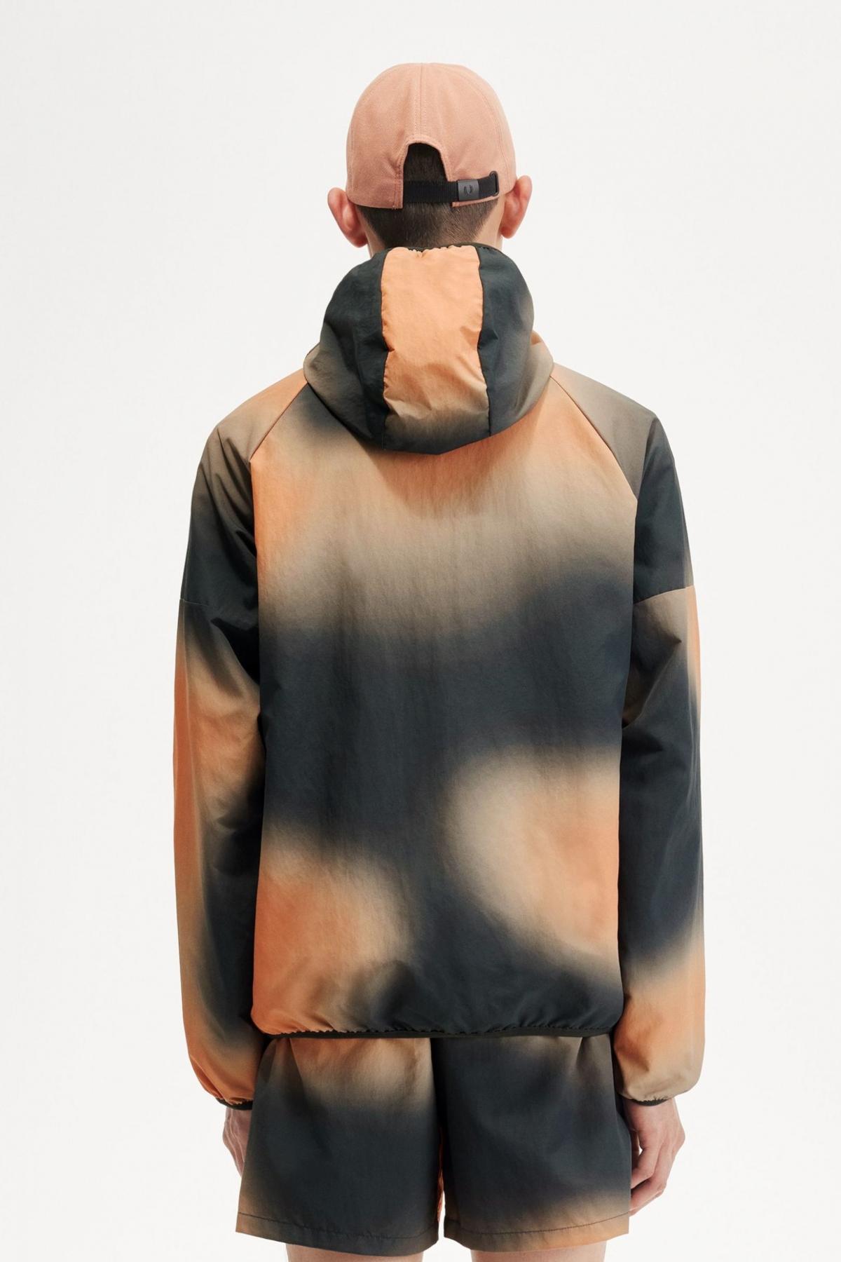 FRED PERRY PRINTED SHELL JACKET en color NEGRO (4)