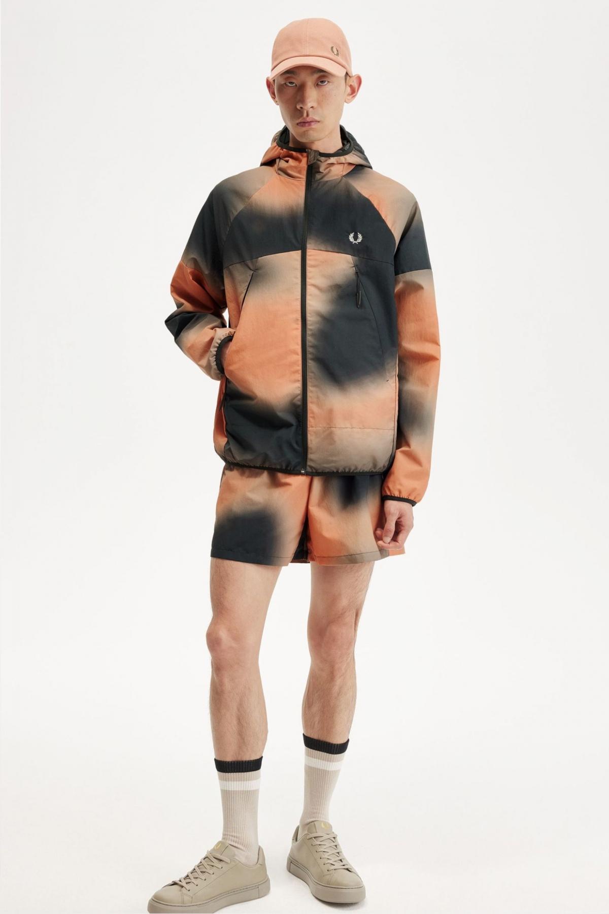 FRED PERRY PRINTED SHELL JACKET en color NEGRO (5)