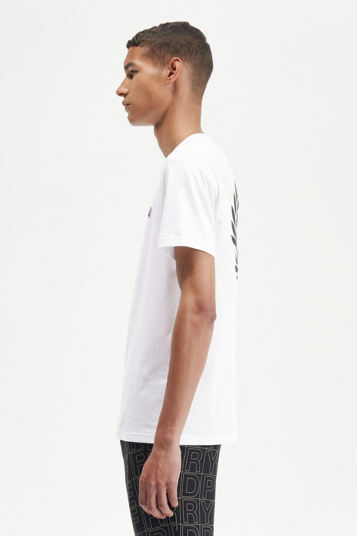FRED PERRY LAUREL GRAPHIC en color BLANCO (2)