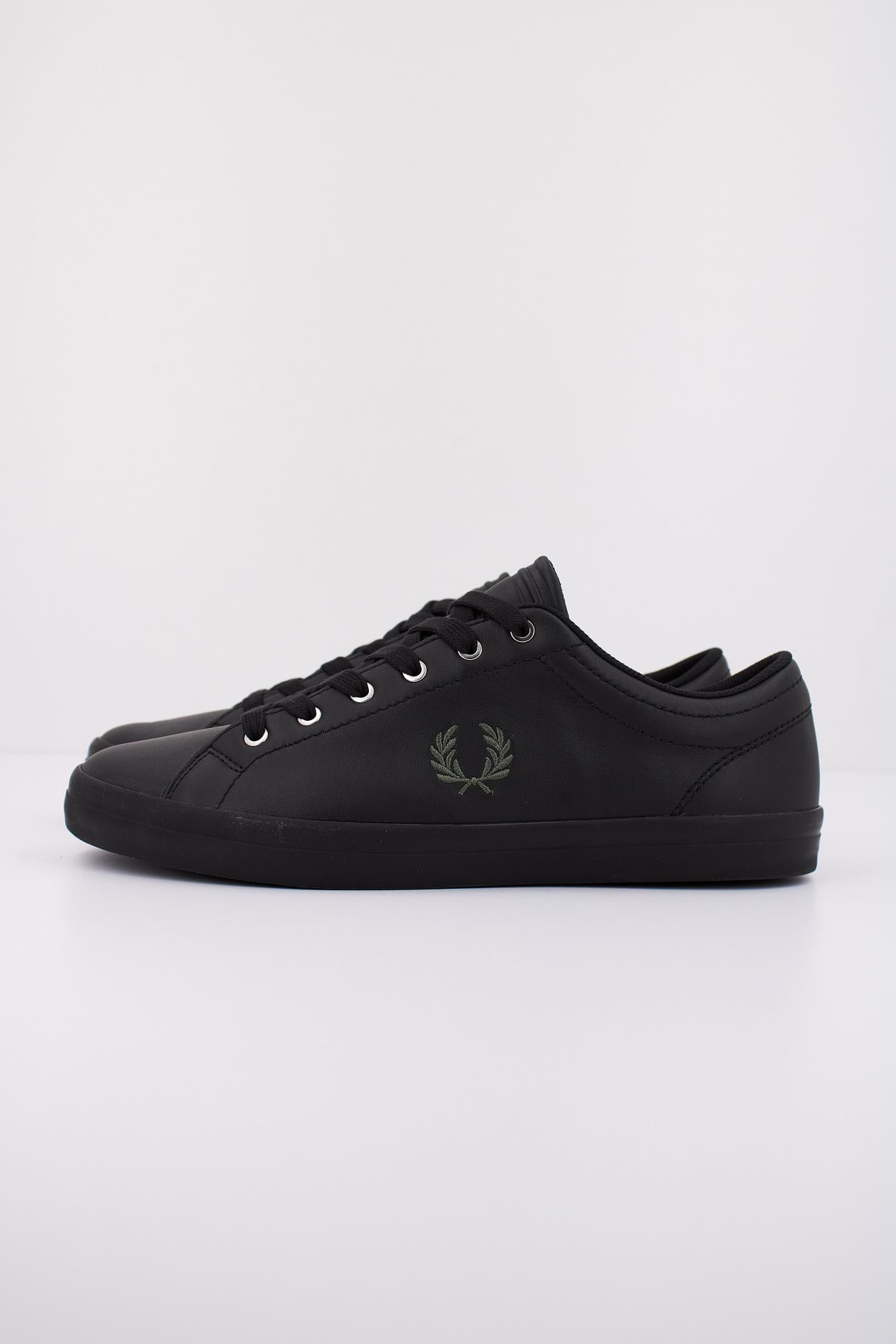FRED PERRY B en color NEGRO (1)