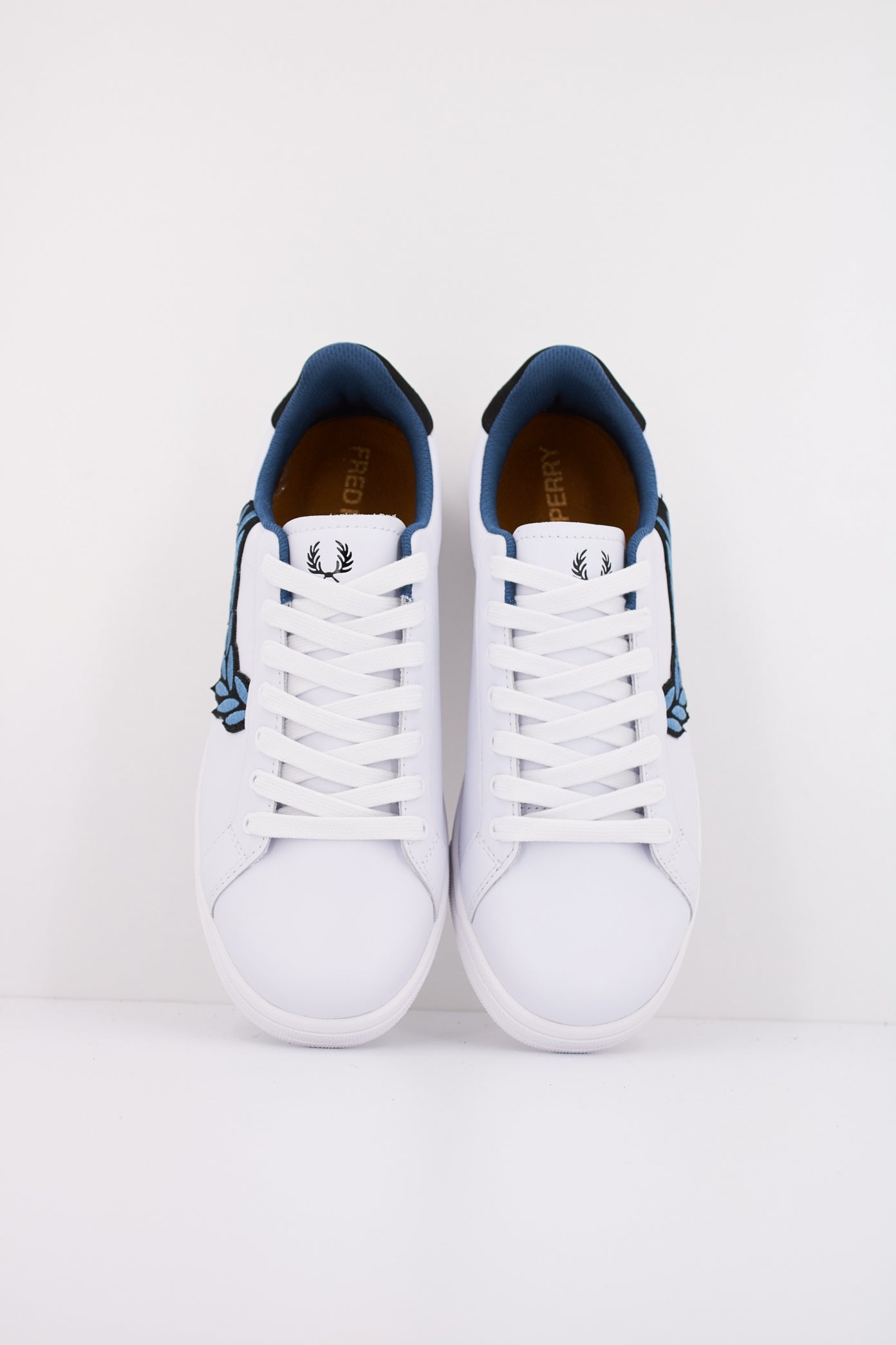 FRED PERRY B LEATHER/BRANDE en color BLANCO (3)