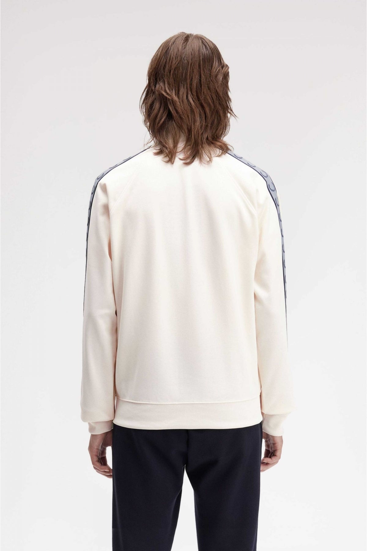 FRED PERRY JFP en color BEIS (3)