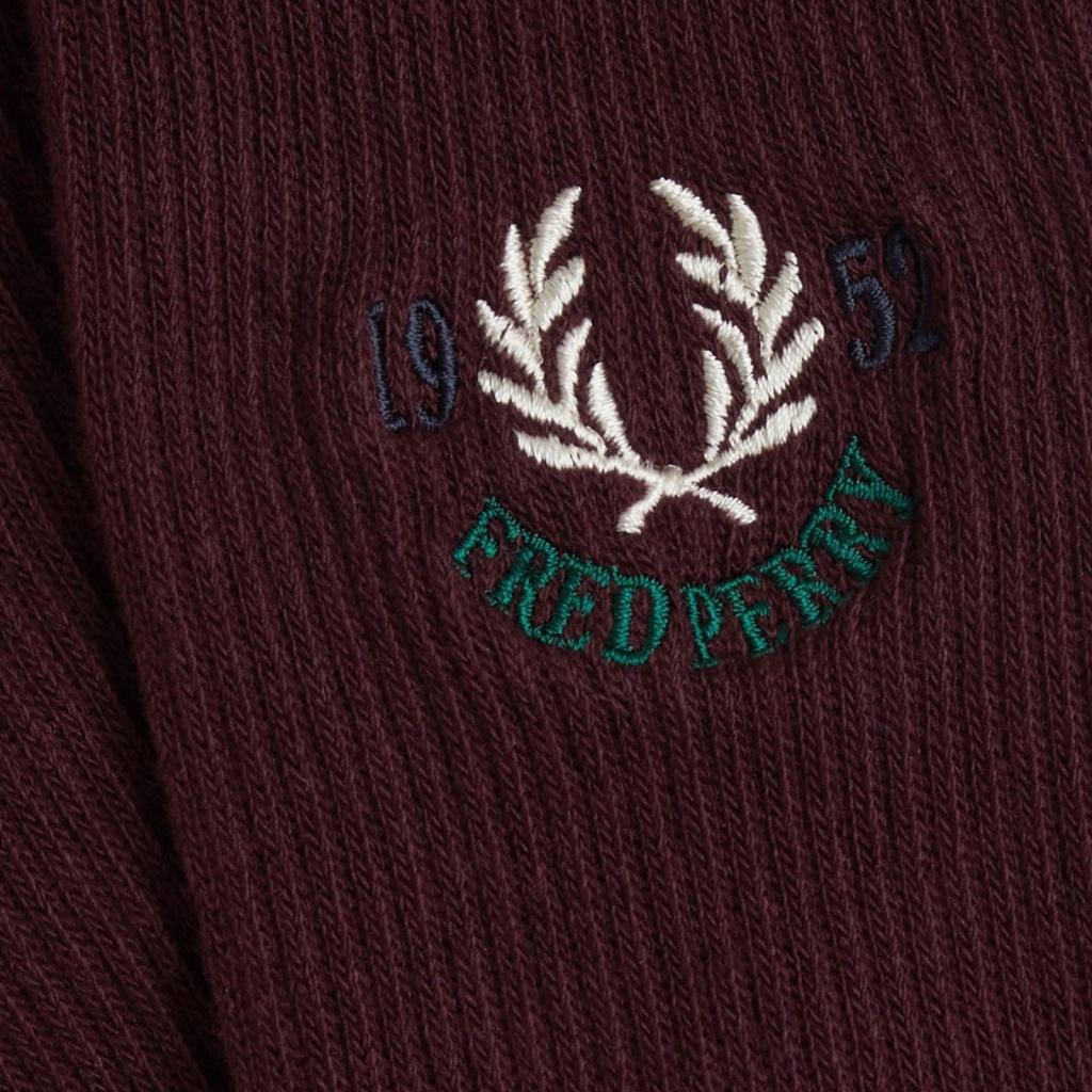 FRED PERRY CLUBHOUSE SOCK en color BURDEOS (6)