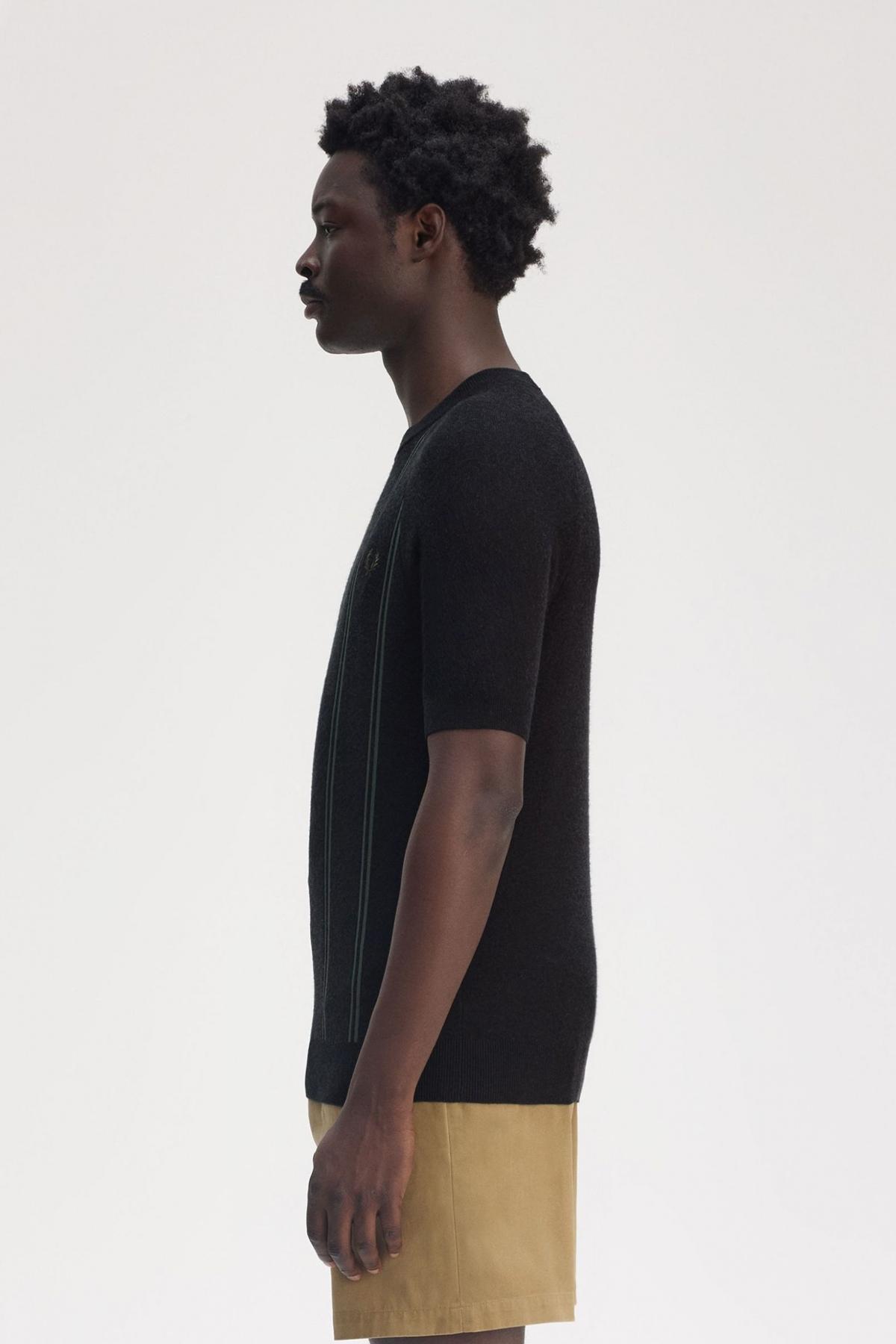 FRED PERRY STRIPE KNITTED T-SHIRT en color NEGRO (3)