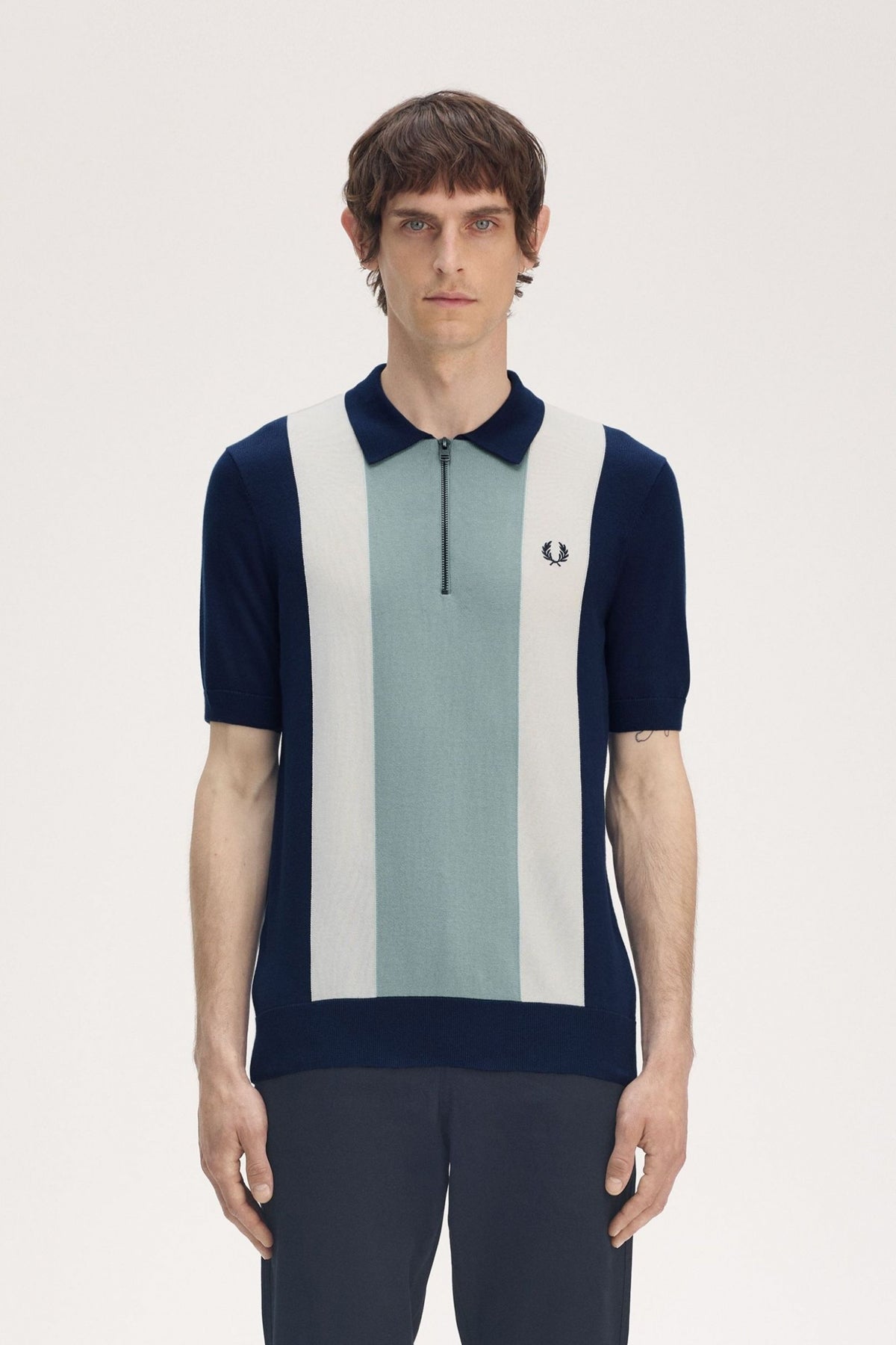 FRED PERRY VERTICAL STRIPE ZIP NECK SH en color AZUL (1)