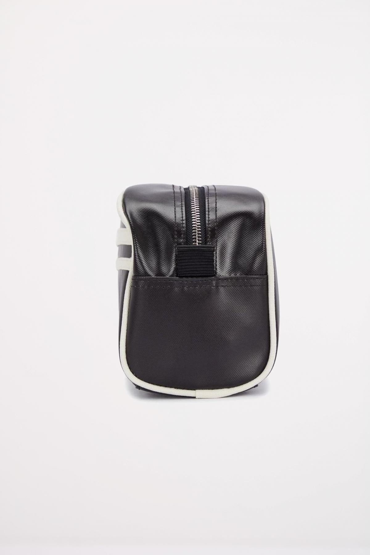 FRED PERRY LFP en color NEGRO (3)