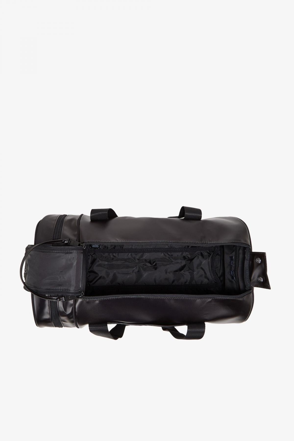 FRED PERRY TONAL LARGE BARREL BAG en color NEGRO (4)