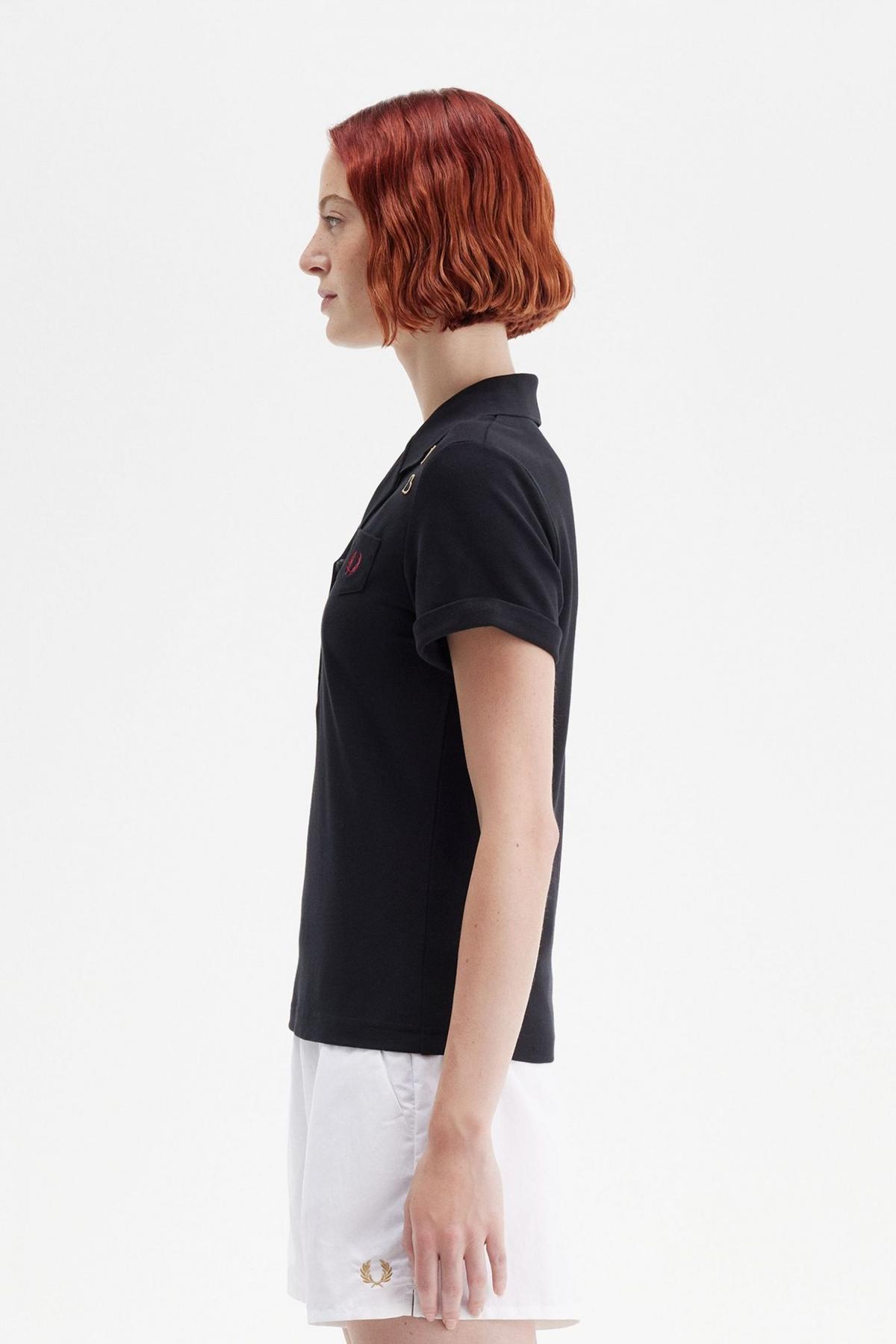 FRED PERRY POCKET DETAIL POLO SHIRT en color NEGRO  (3)