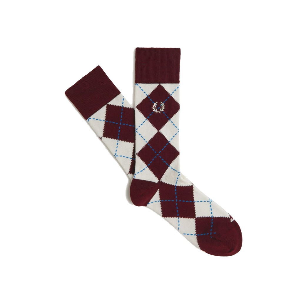 FRED PERRY JACQUARD ARGYLE SOCK en color BURDEOS (3)