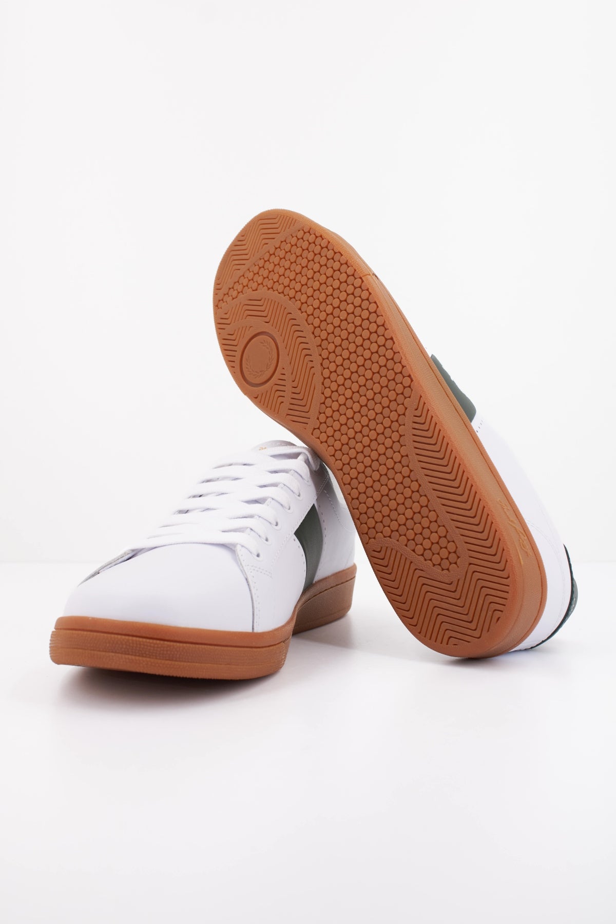 FRED PERRY B LEATHER en color BLANCO (5)
