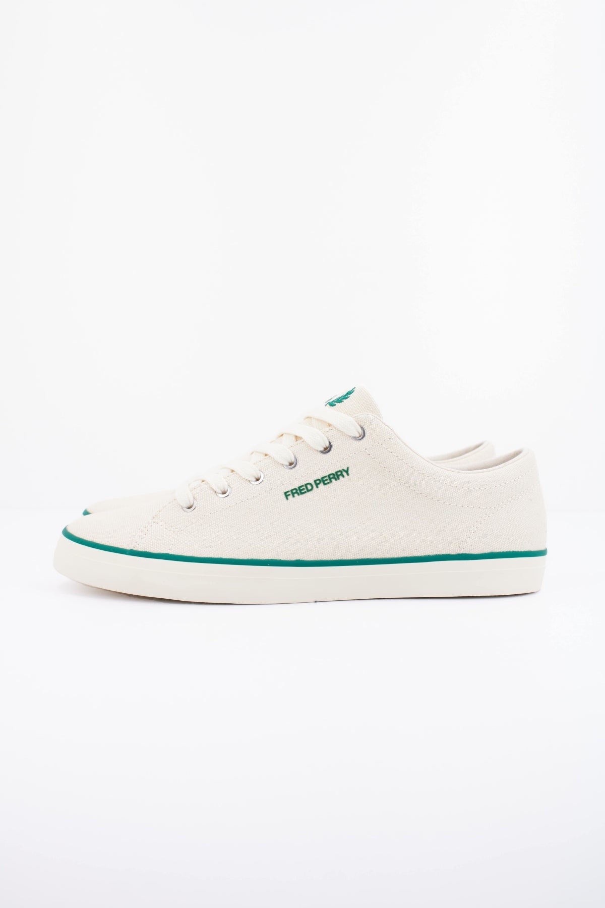 FRED PERRY BASELINE CANVAS en color BEIS (1)