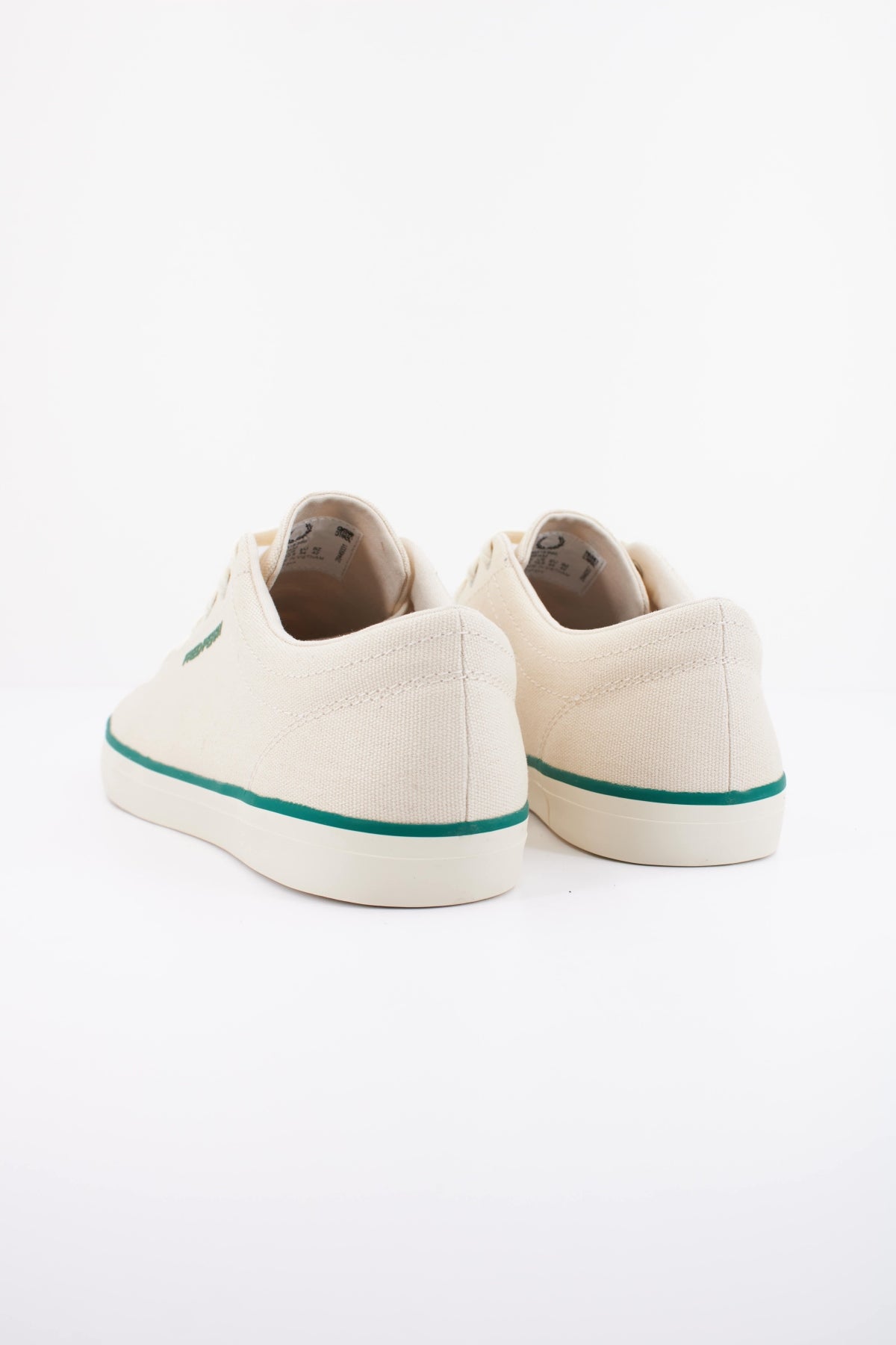 FRED PERRY BASELINE CANVAS en color BEIS (4)