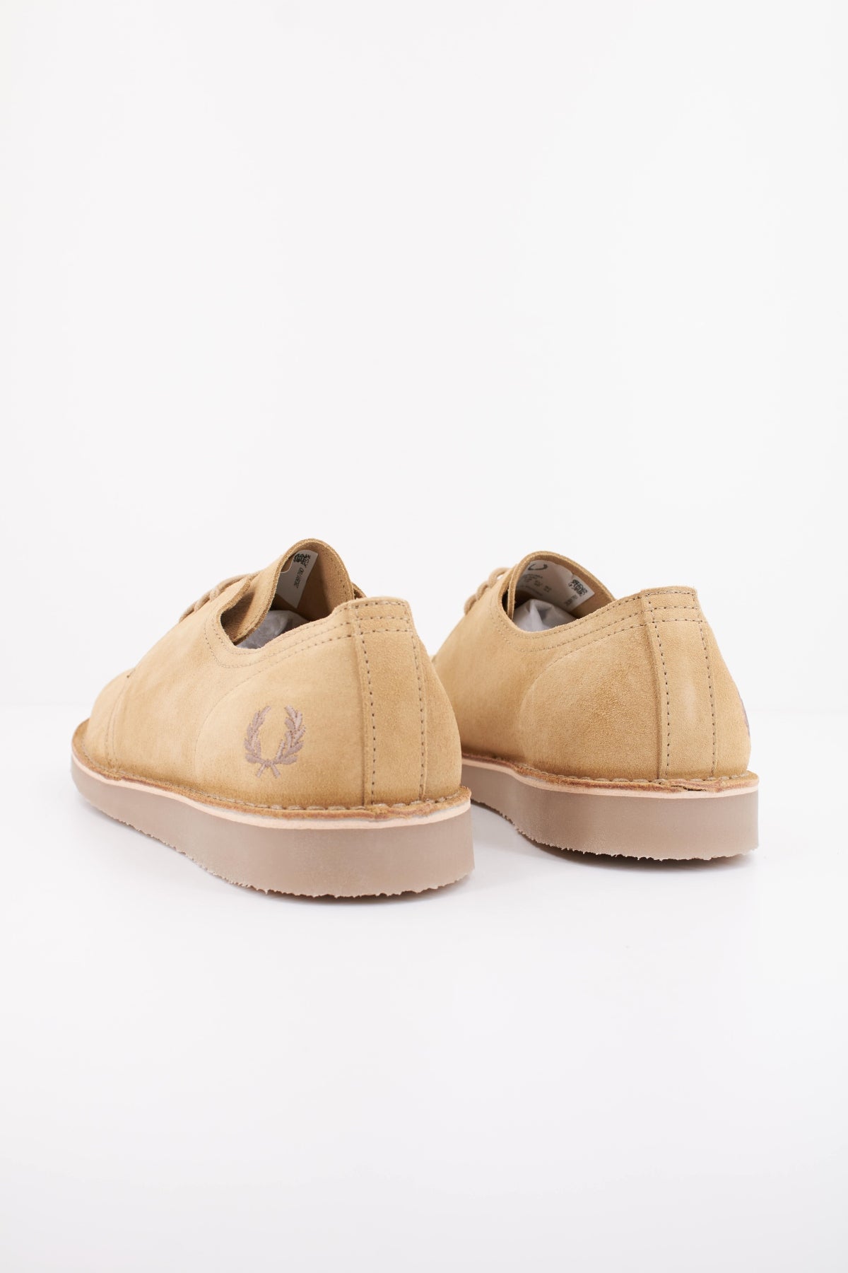 FRED PERRY LINDEN SUEDE en color MARRON CLARO (4)