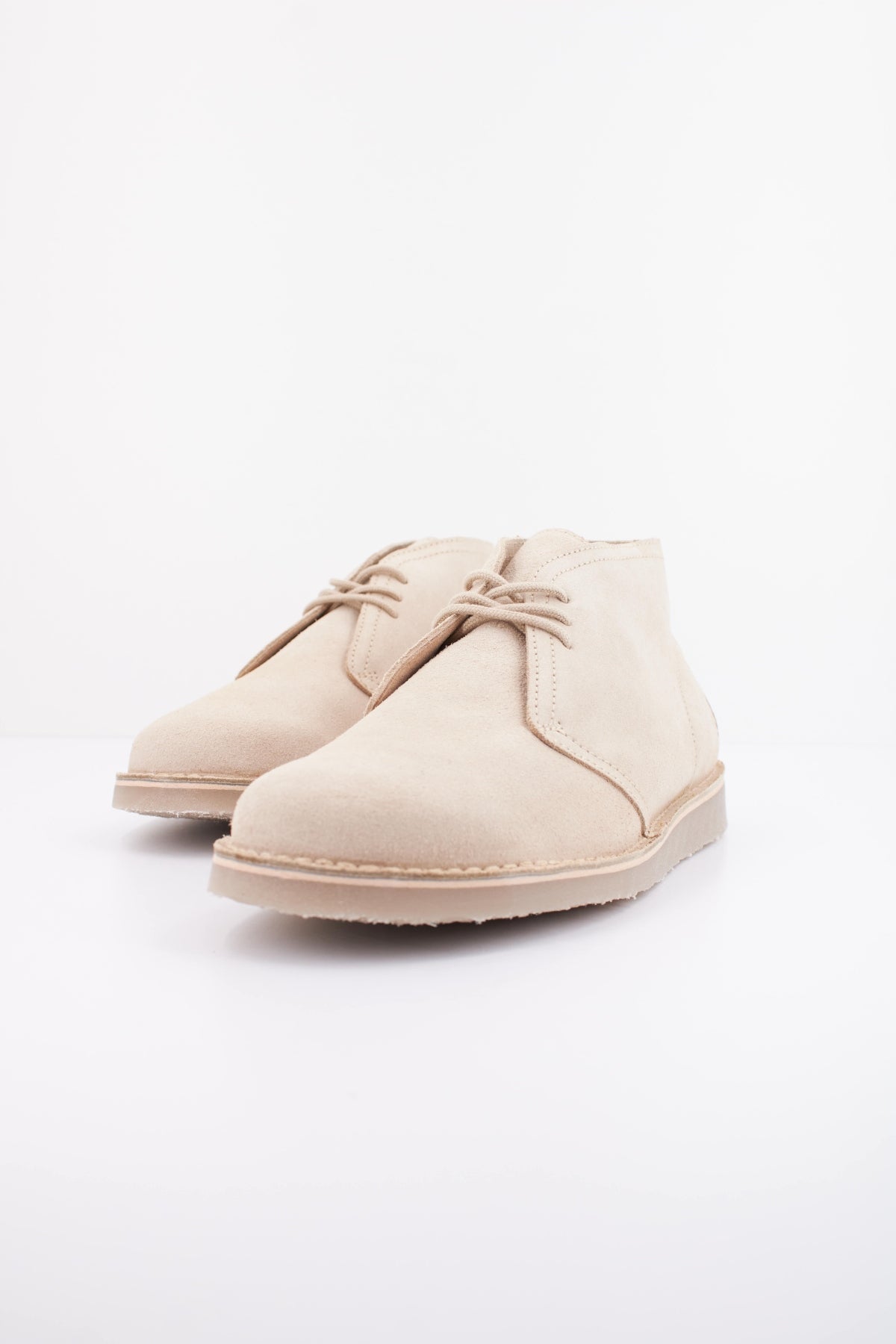 FRED PERRY HAWLEY SUEDE en color MARRON CLARO (2)