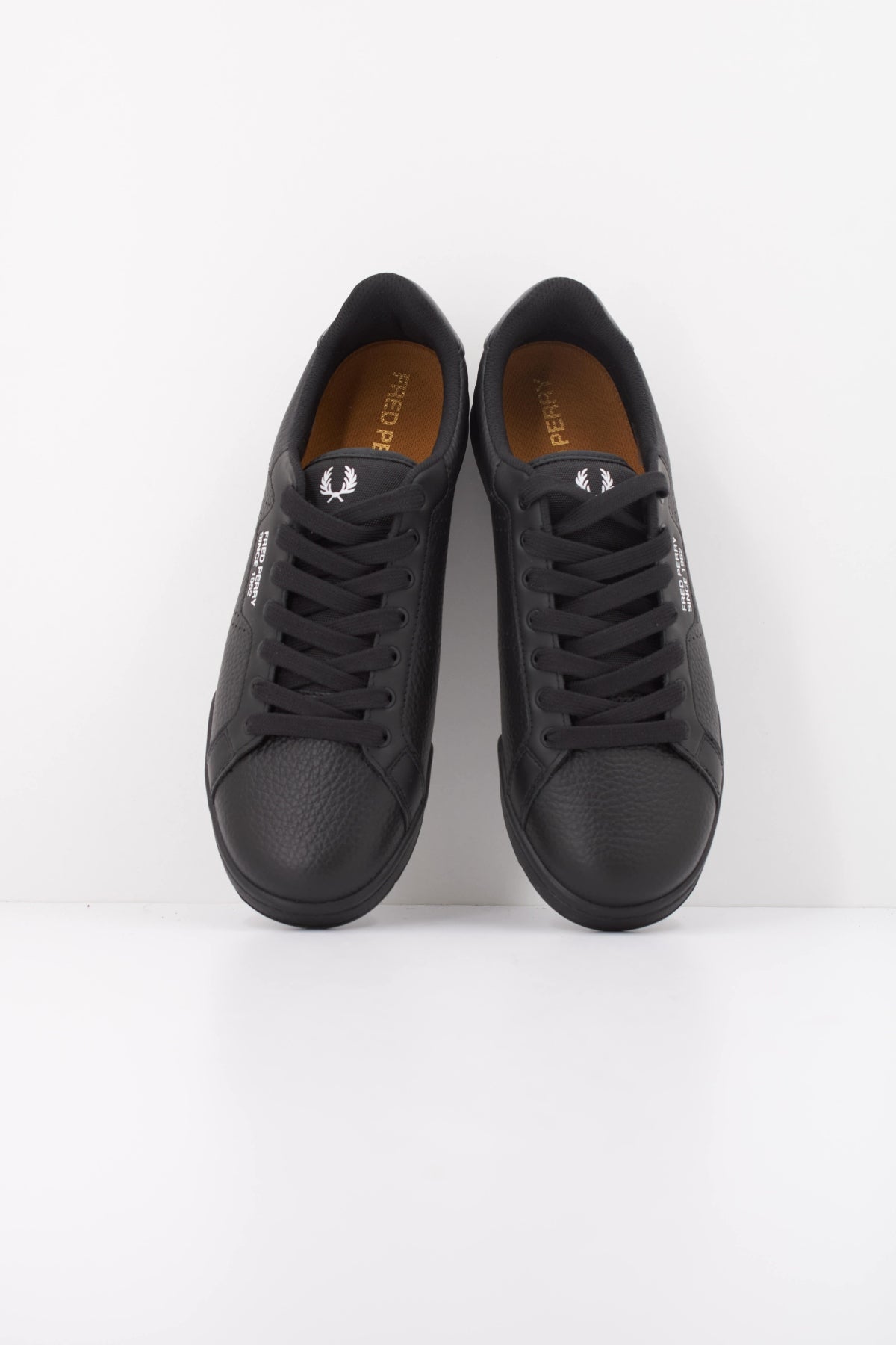 FRED PERRY BFP en color BLANCO (3)
