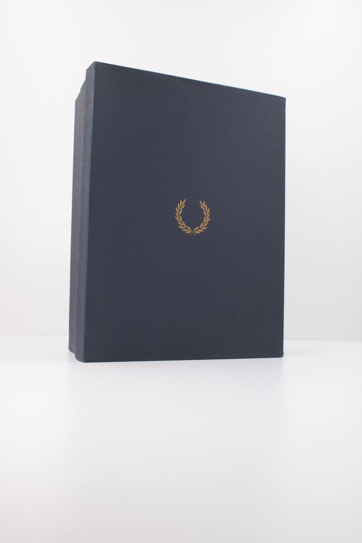 FRED PERRY BFP en color NEGRO (6)