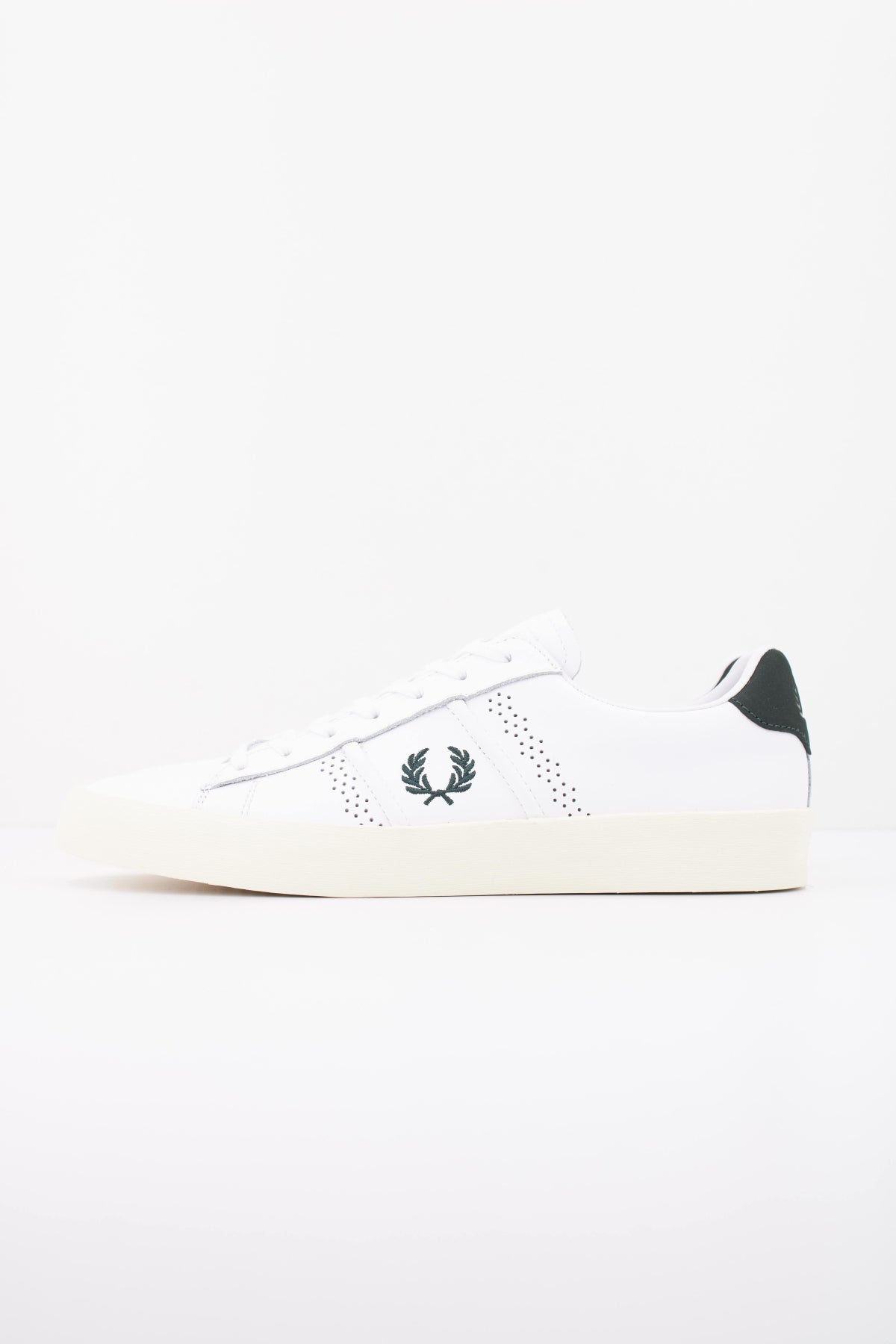 FRED PERRY B en color BLANCO (1)