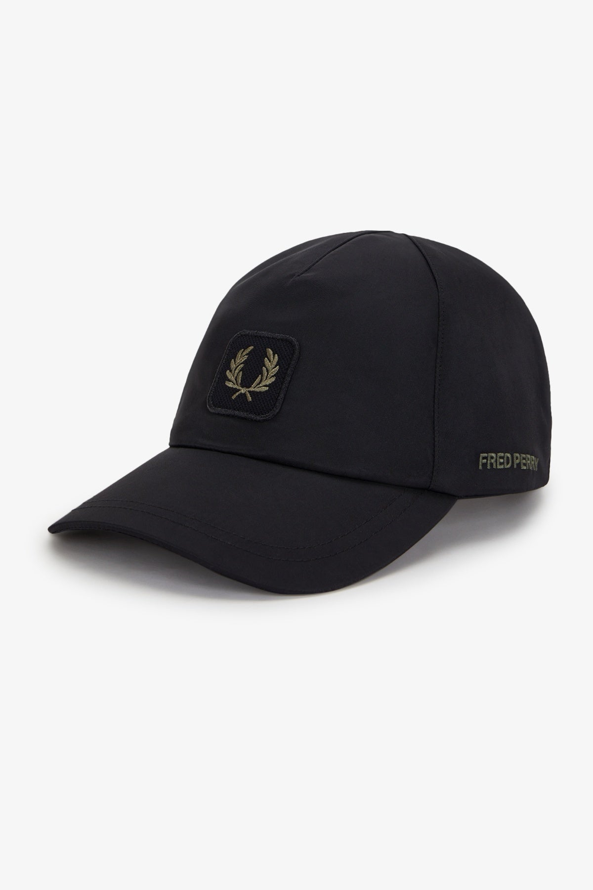 FRED PERRY CRINKLE NYLON CAP en color (1)