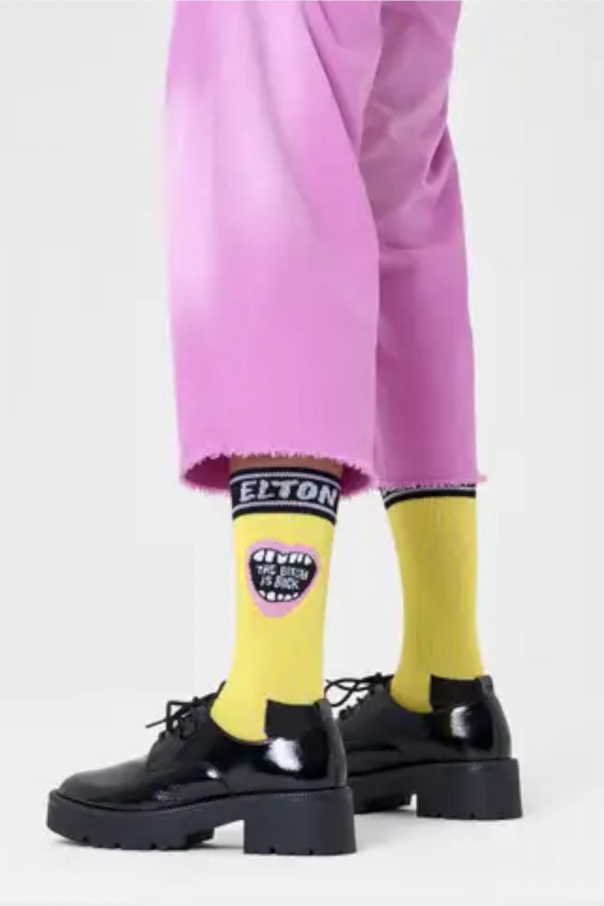 HAPPY SOCKS THE BITCH IS BACK en color AMARILLO  (2)