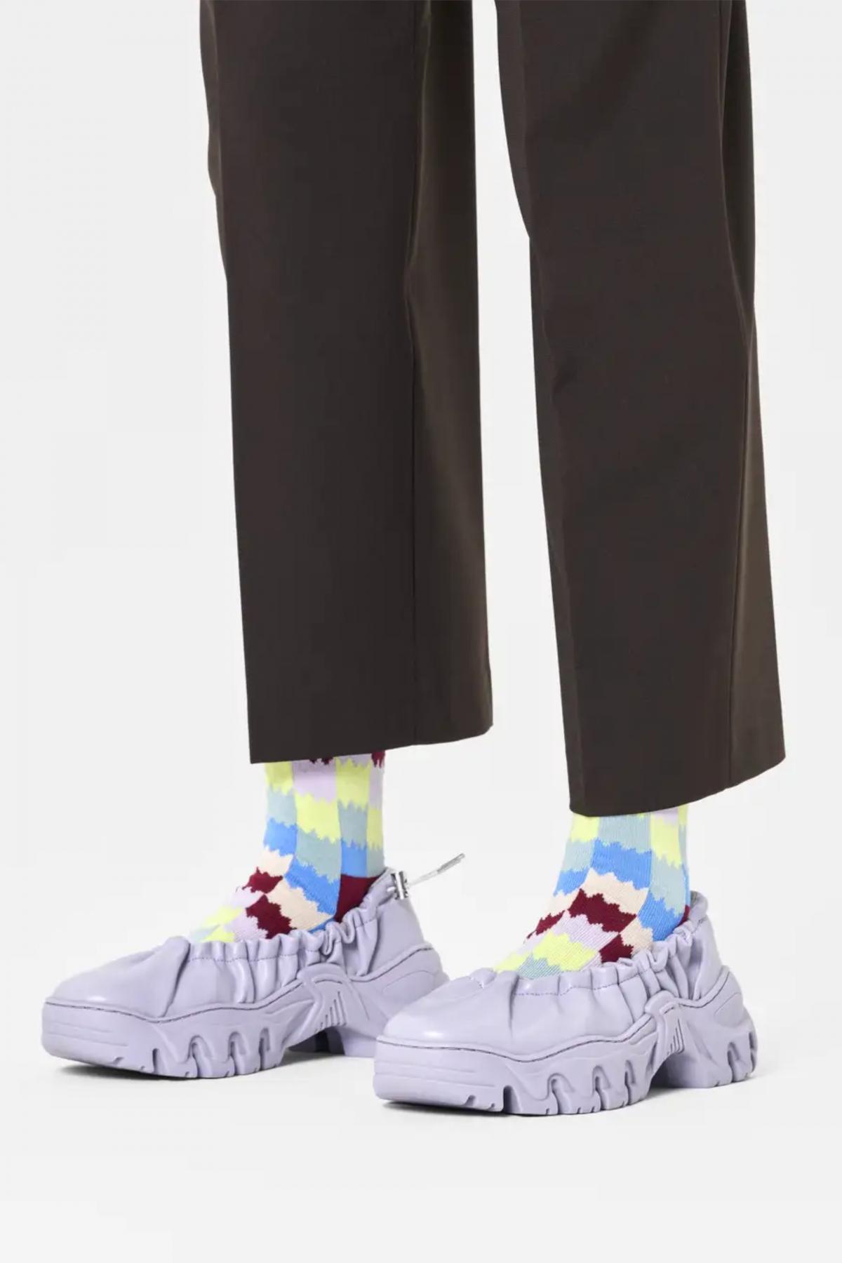 HAPPY SOCKS DIZZY CHECK SOCK en color AZUL (2)