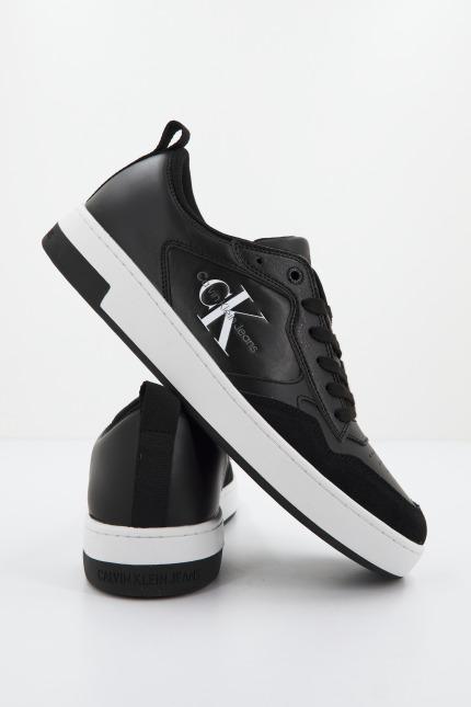 CALVIN KLEIN CUPSOLE LOW LTH MONO en color NEGRO (3)