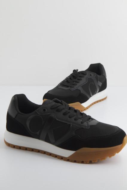 CALVIN KLEIN RUNNER BOLD MONO en color NEGRO (1)