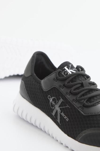 CALVIN KLEIN EVA RUNNER MONOLOGO en color NEGRO (3)