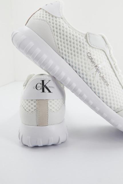 CALVIN KLEIN EVA RUNNER MONOLOGO en color BLANCO (3)