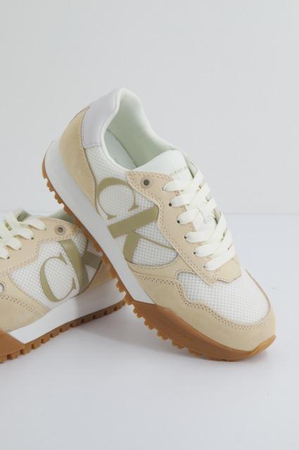 CALVIN KLEIN TOOTHY RUNNER BOLD en color BEIS (3)