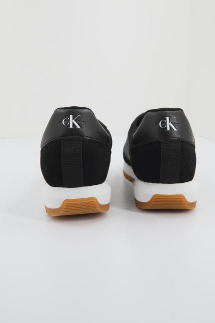 CALVIN KLEIN TOOTHY RUNNER BOLD en color NEGRO (3)