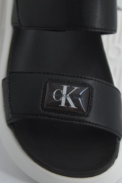 CALVIN KLEIN VA en color NEGRO (4)