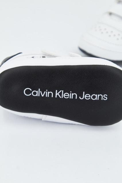 CALVIN KLEIN LOW CUT en color BLANCO (4)