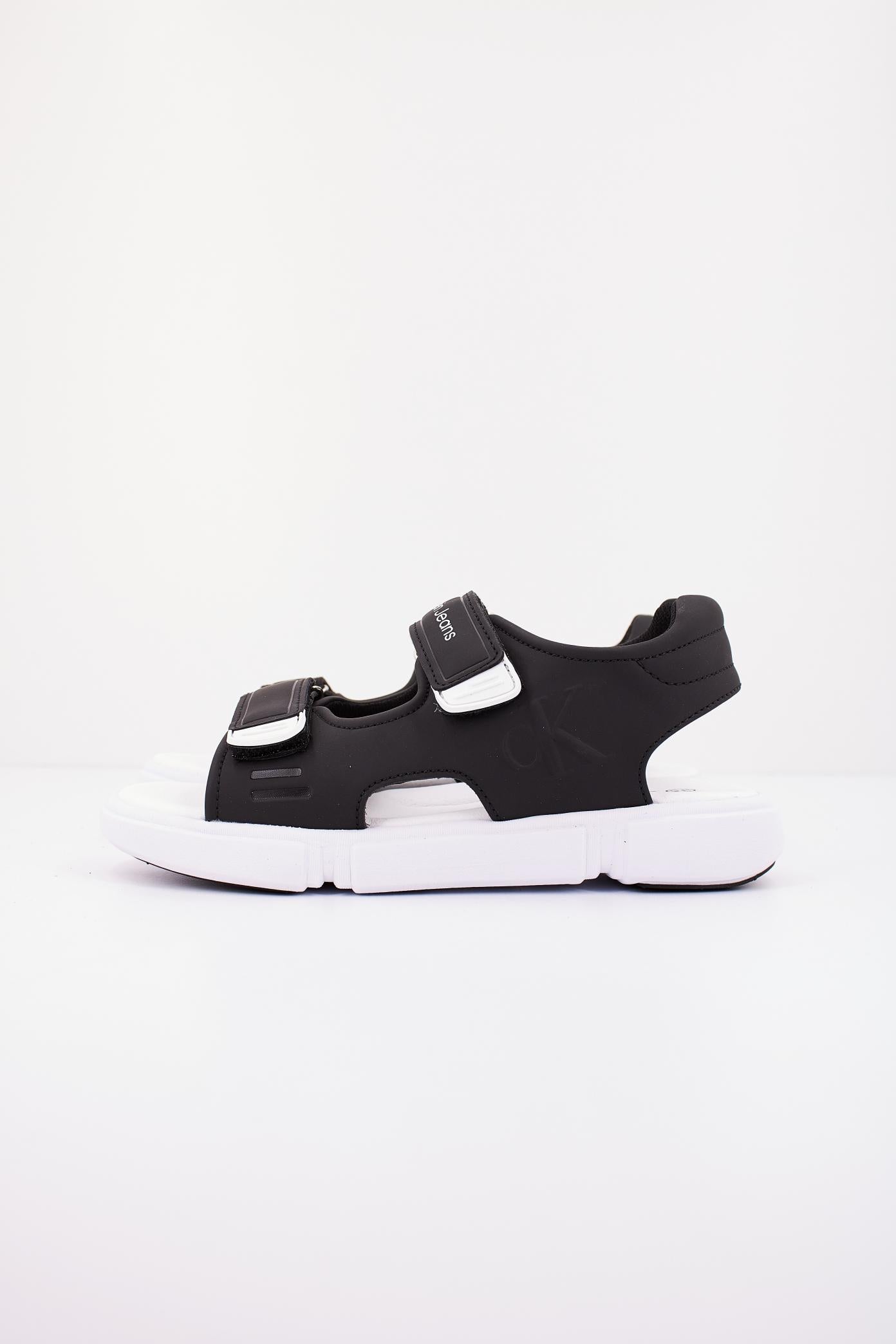 CALVIN KLEIN VB en color NEGRO (1)