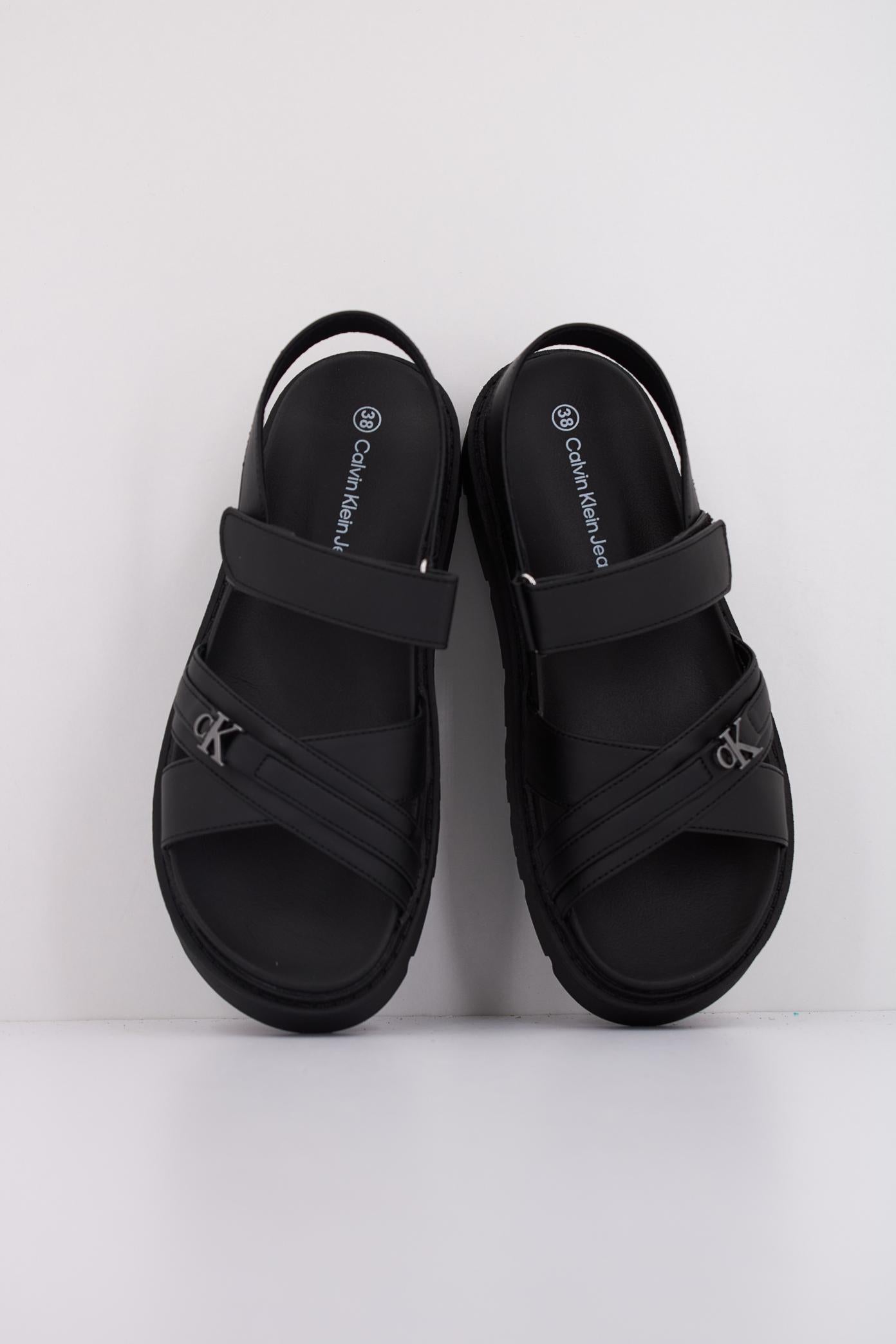 CALVIN KLEIN VA en color NEGRO (3)