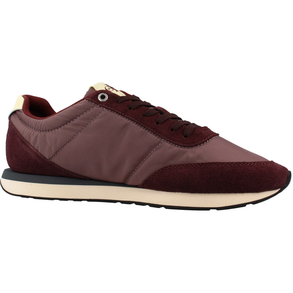 CALVIN KLEIN RETRO RUNNER ESS en color BURDEOS (5)