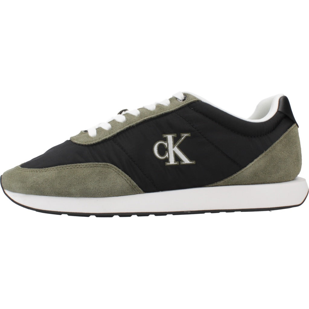CALVIN KLEIN RETRO RUNNER ESS MIX MAT en color VERDE (2)