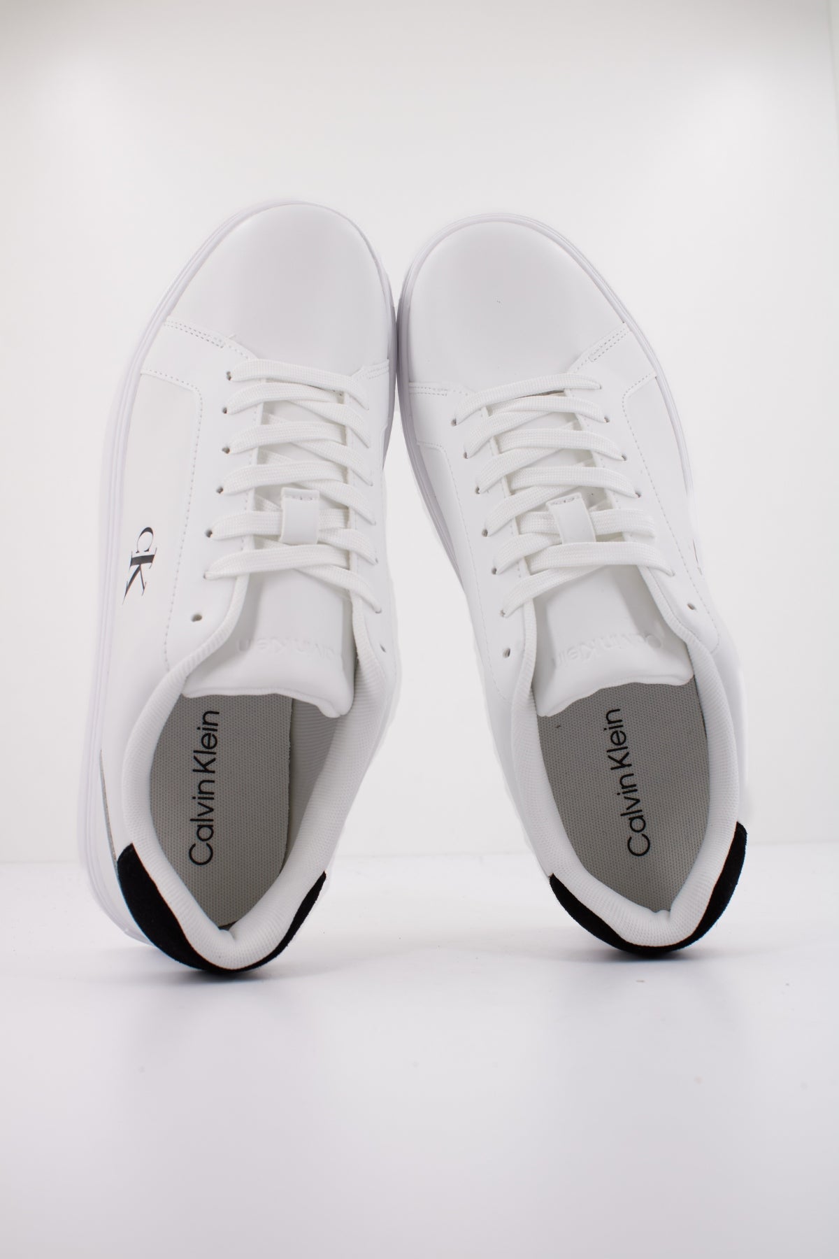 CALVIN KLEIN CLASSIC CUPSOLE LACEUP en color BLANCO (3)
