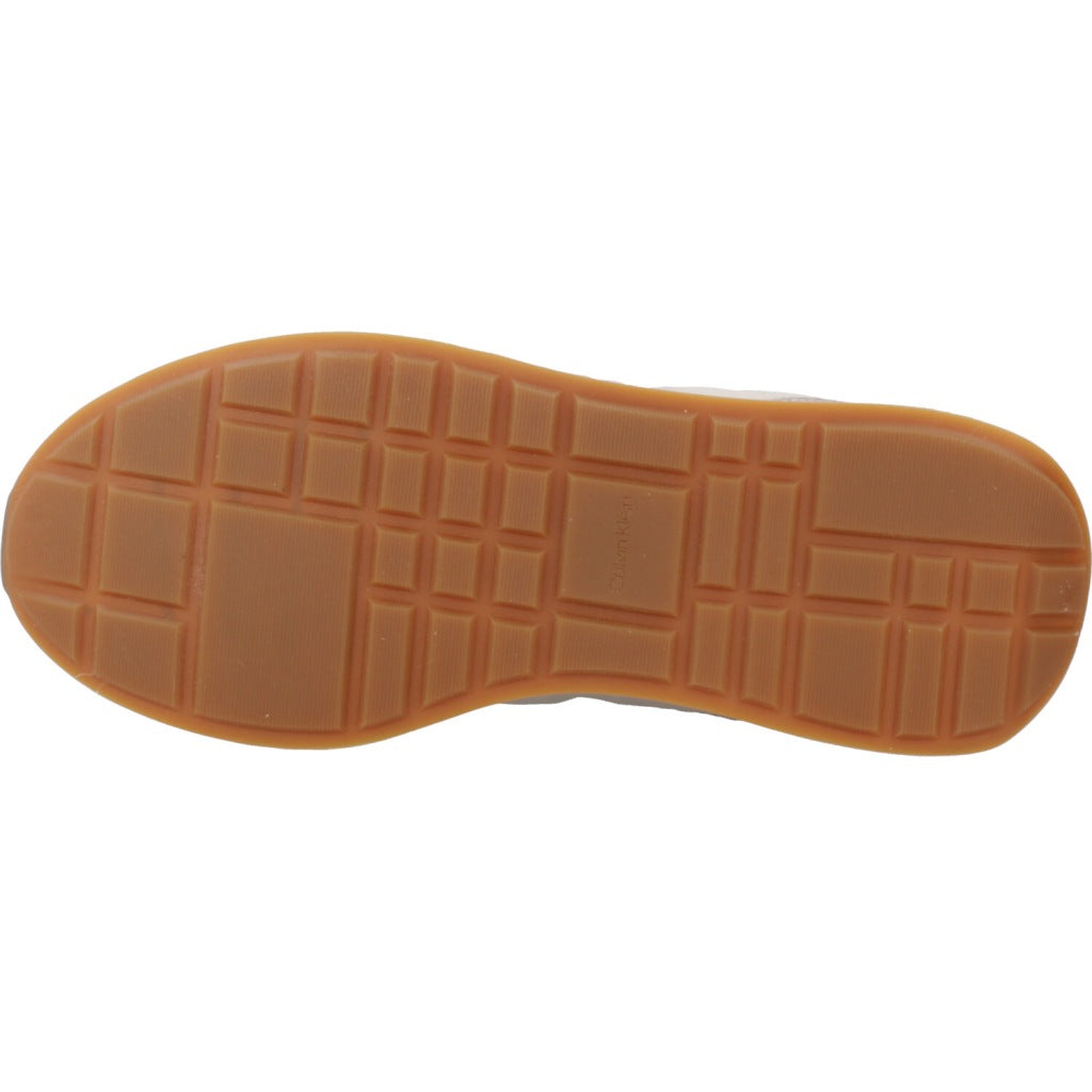 CALVIN KLEIN RETRO RUNNER LACE UP NY en color BEIS (6)