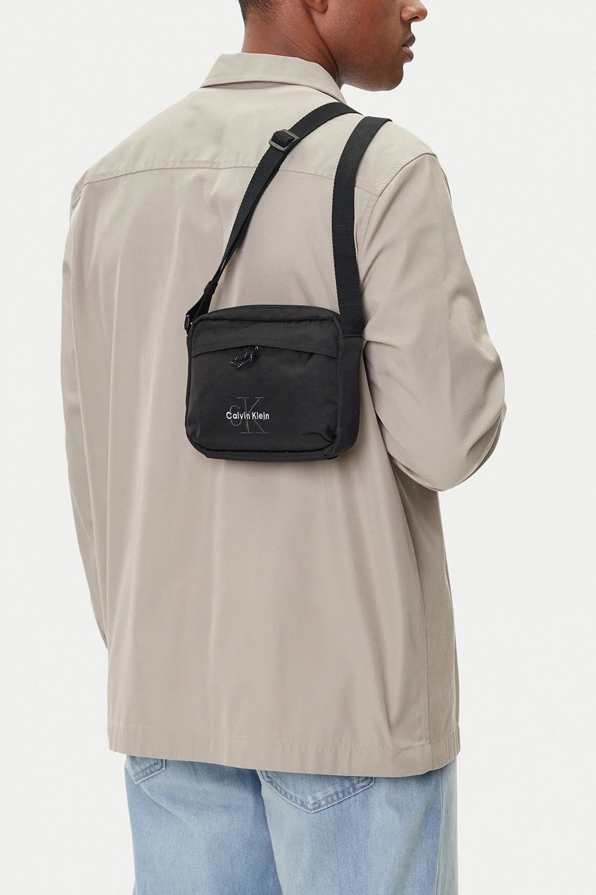CALVIN KLEIN LVDG en color NEGRO (4)