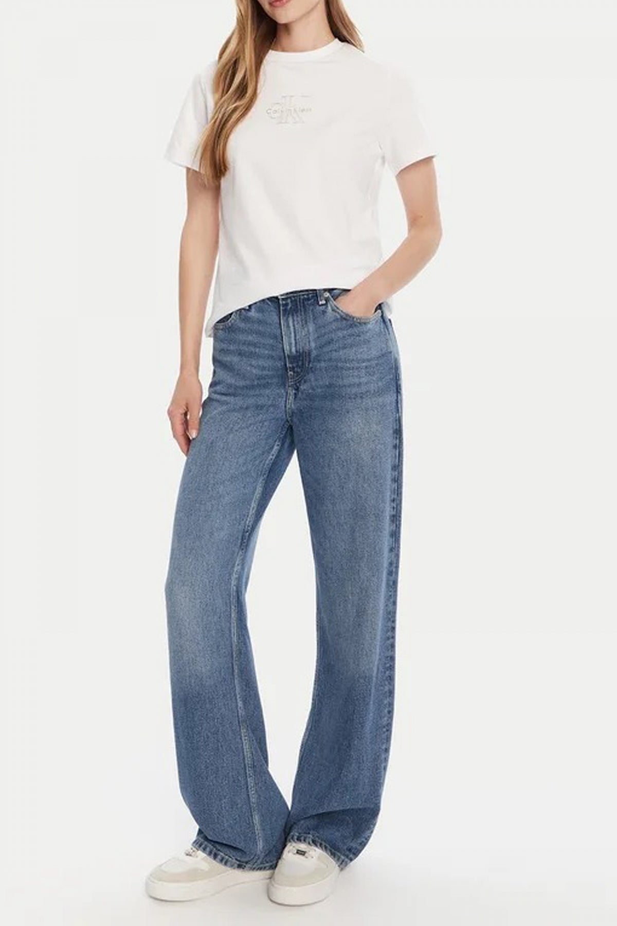 CALVIN KLEIN SS CLASSIC FOIL MONOLOGO en color BLANCO (4)