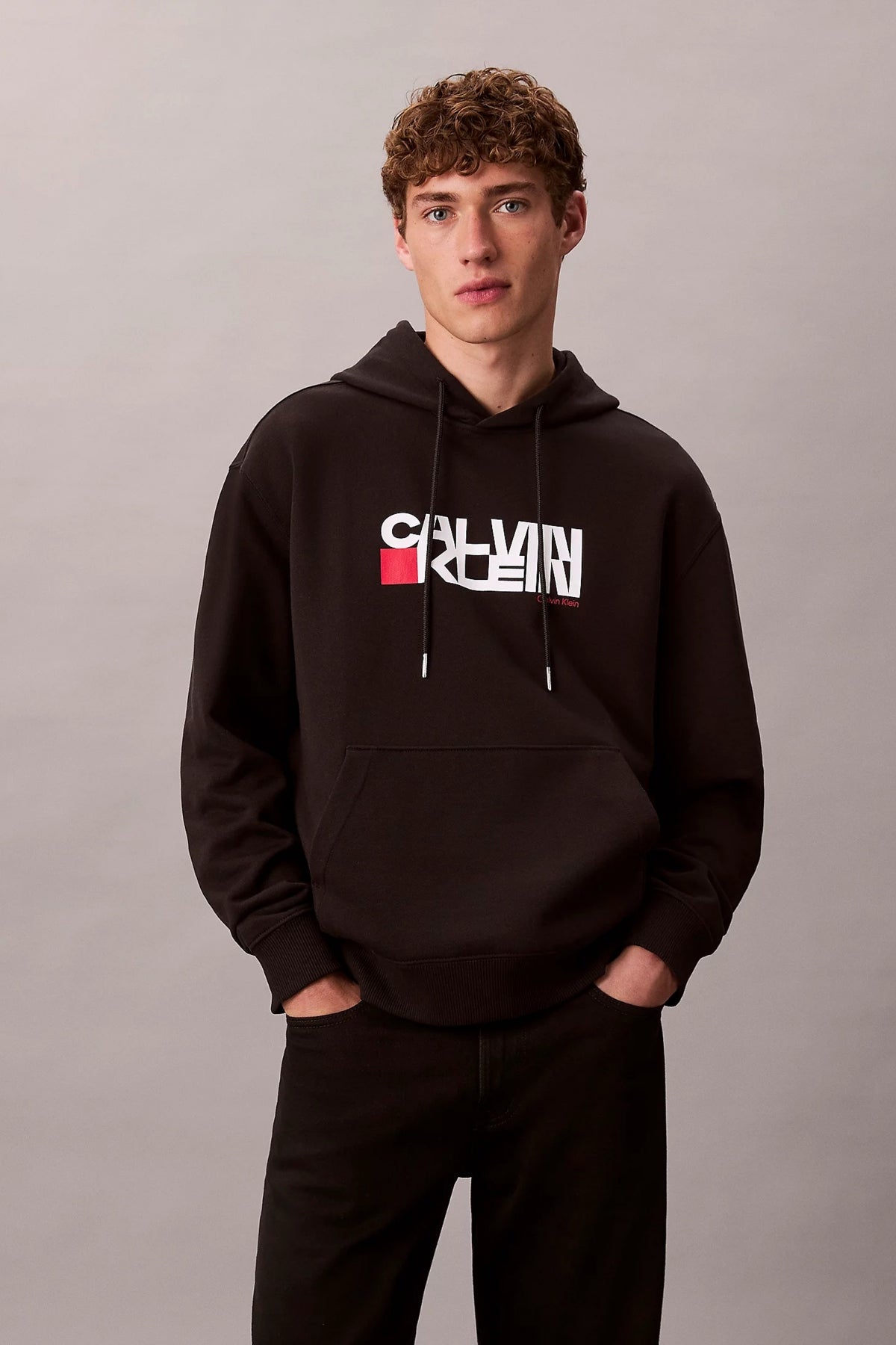 CALVIN KLEIN LS EU TERRY CK REDBOX en color NEGRO (1)