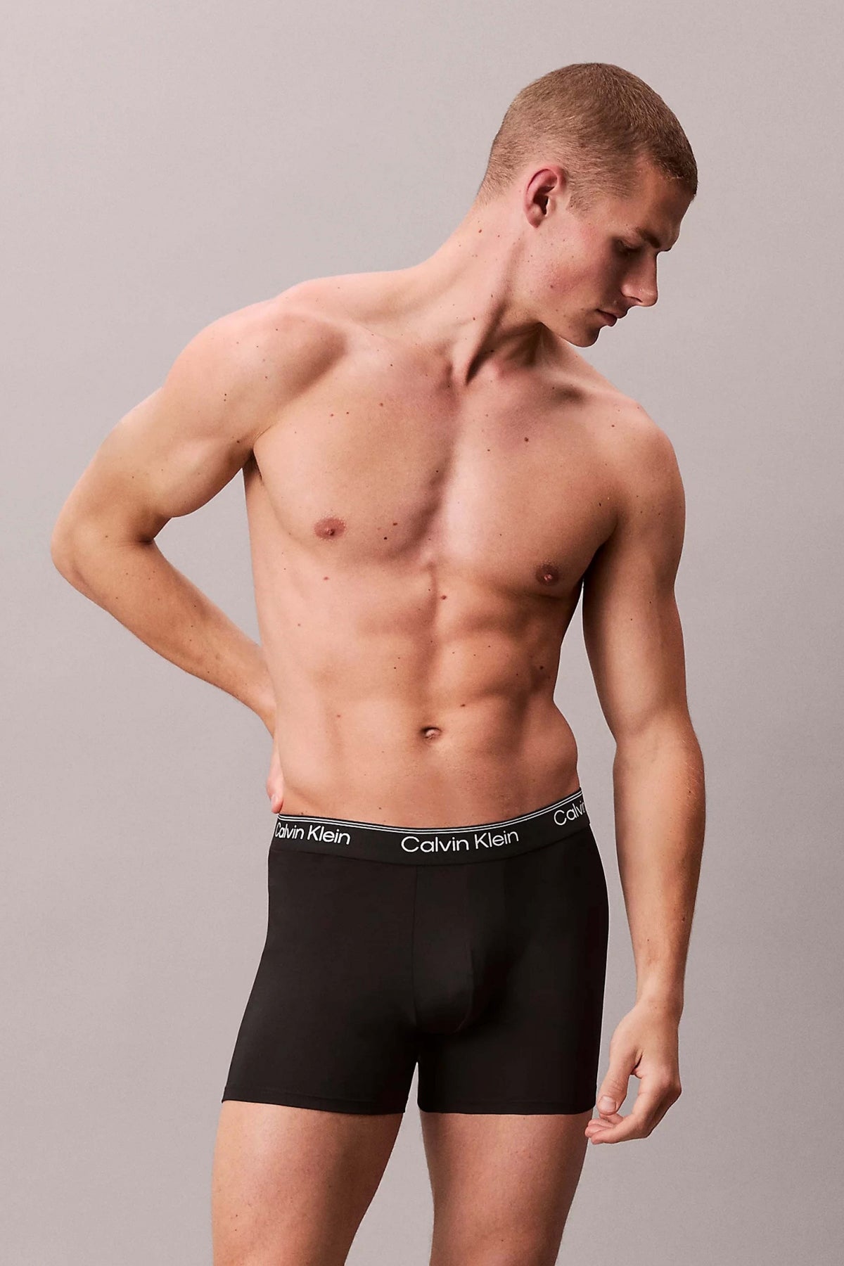 CALVIN KLEIN BOXER BRIEF PK en color NEGRO (3)