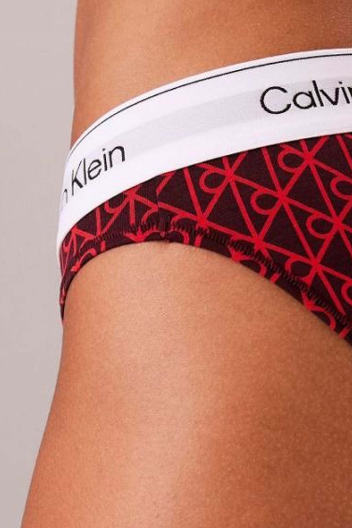 CALVIN KLEIN LVQF en color ROJO (3)
