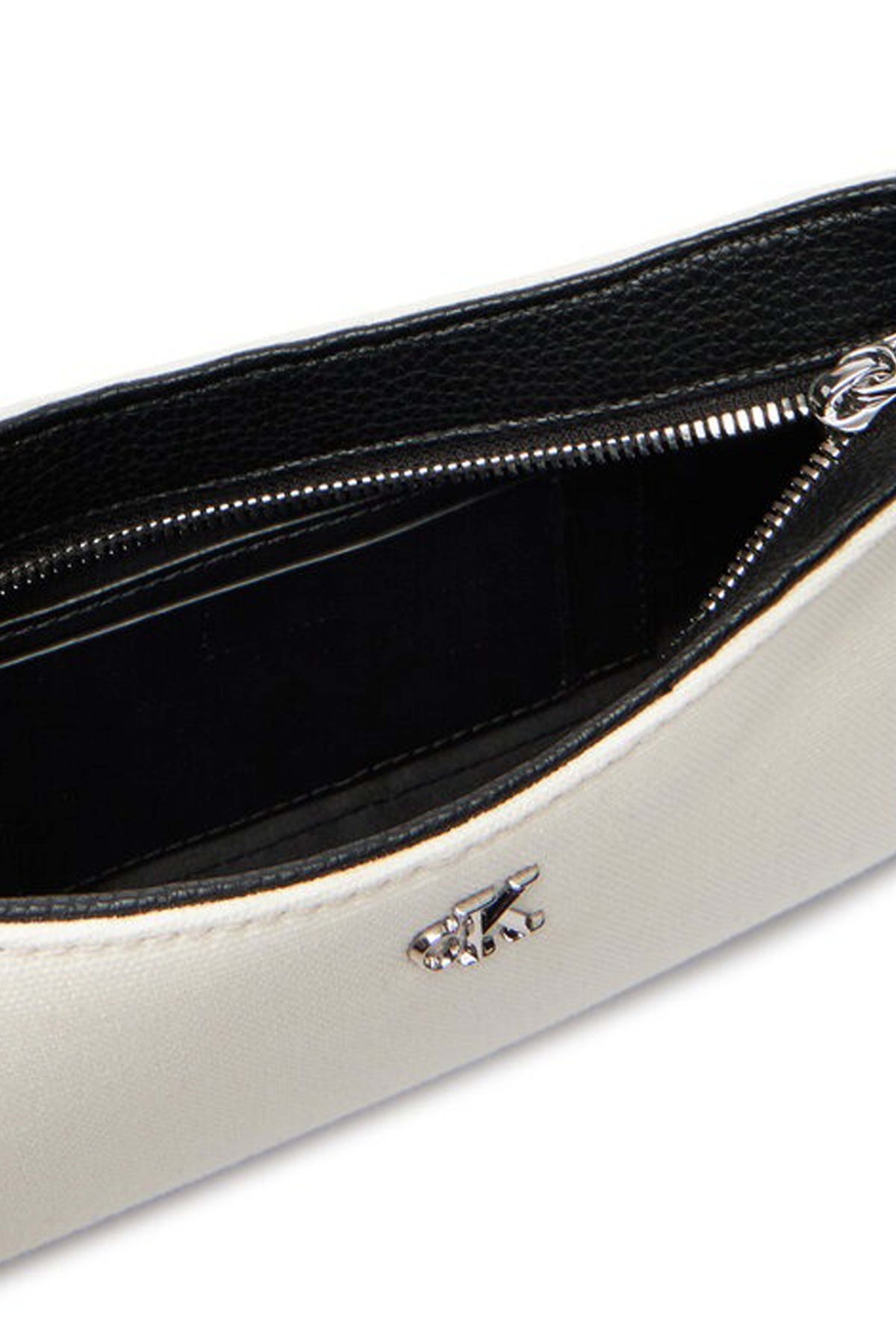 CALVIN KLEIN LVFG en color BLANCO (4)