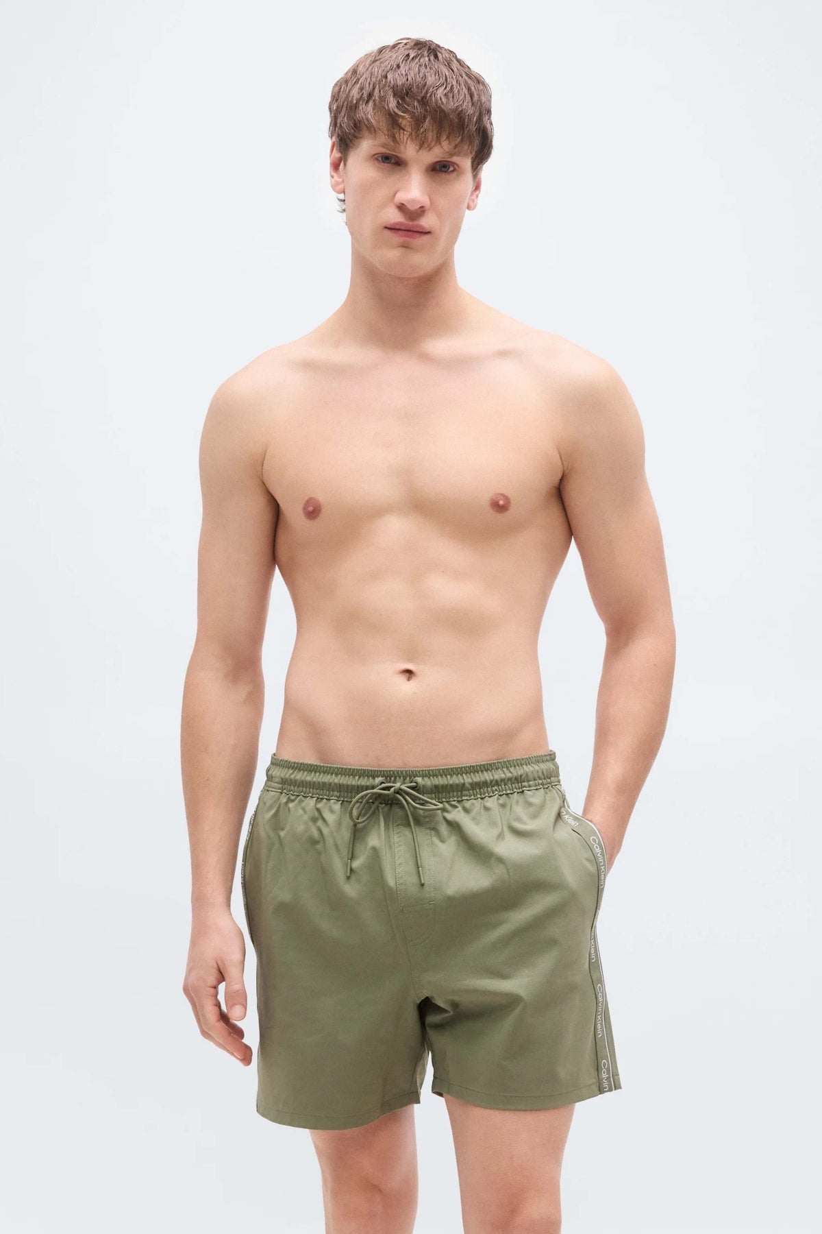 CALVIN KLEIN LVN en color VERDE (1)