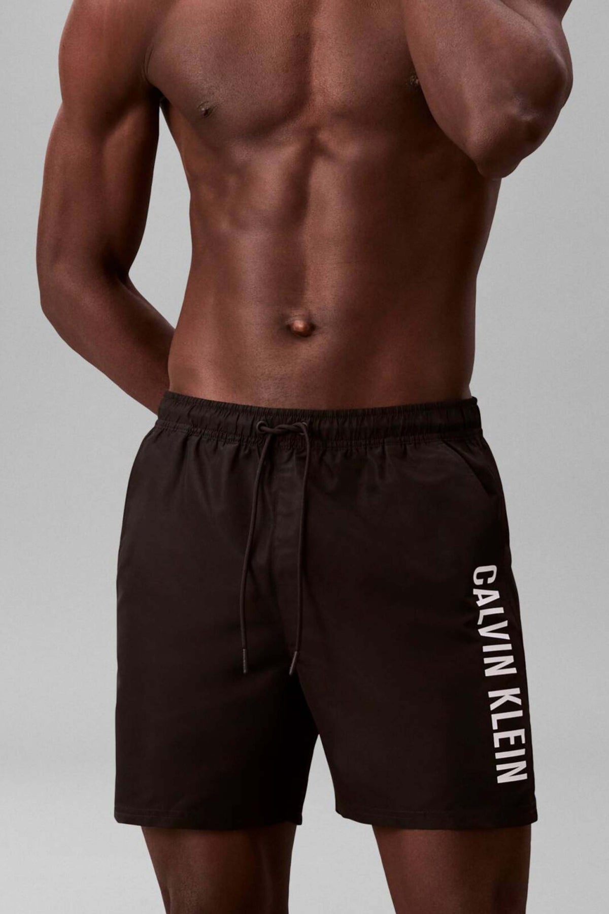 CALVIN KLEIN LVN en color NEGRO (1)
