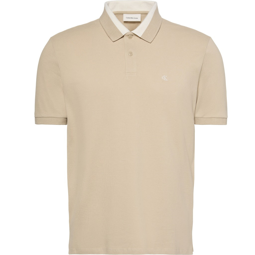 CALVIN KLEIN LVRGG CASUAL PIQUE COLLAR BLOC en color BEIS (4)