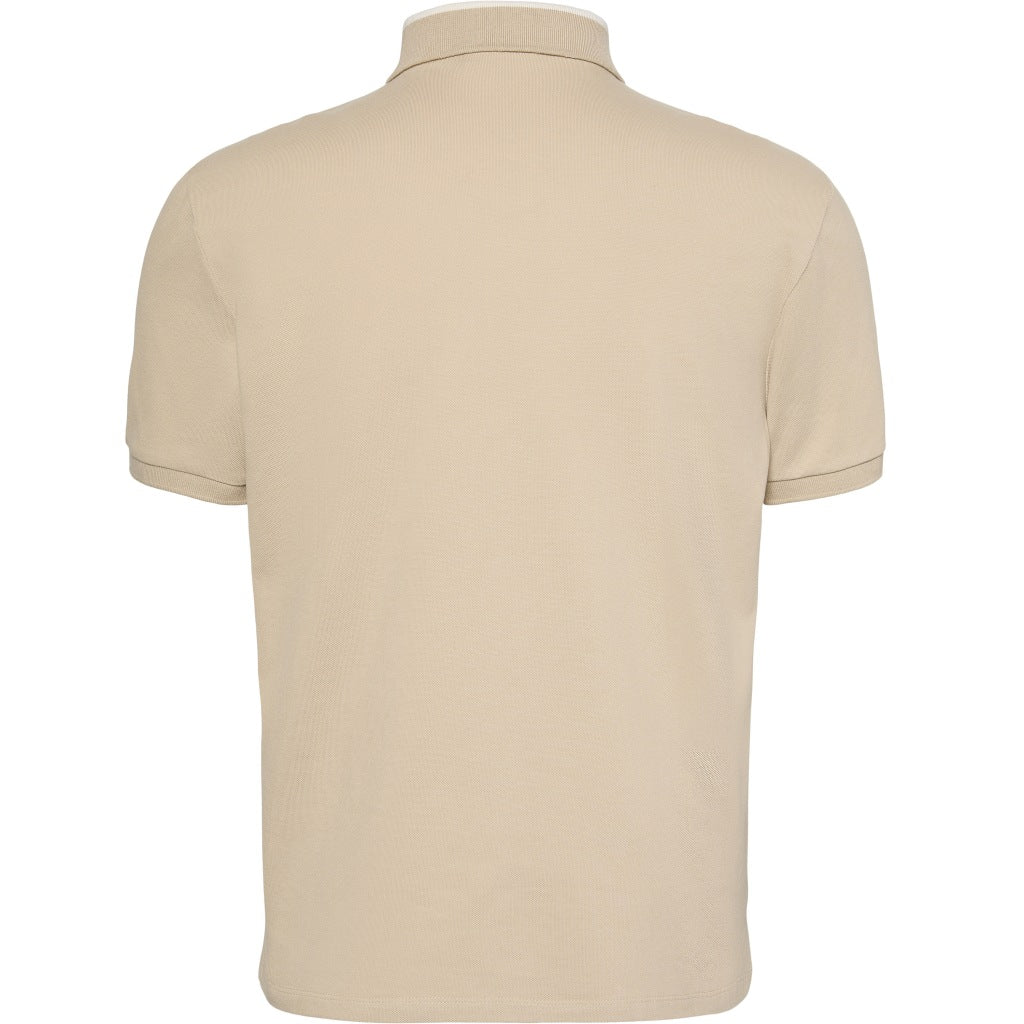 CALVIN KLEIN LVRGG CASUAL PIQUE COLLAR BLOC en color BEIS (5)