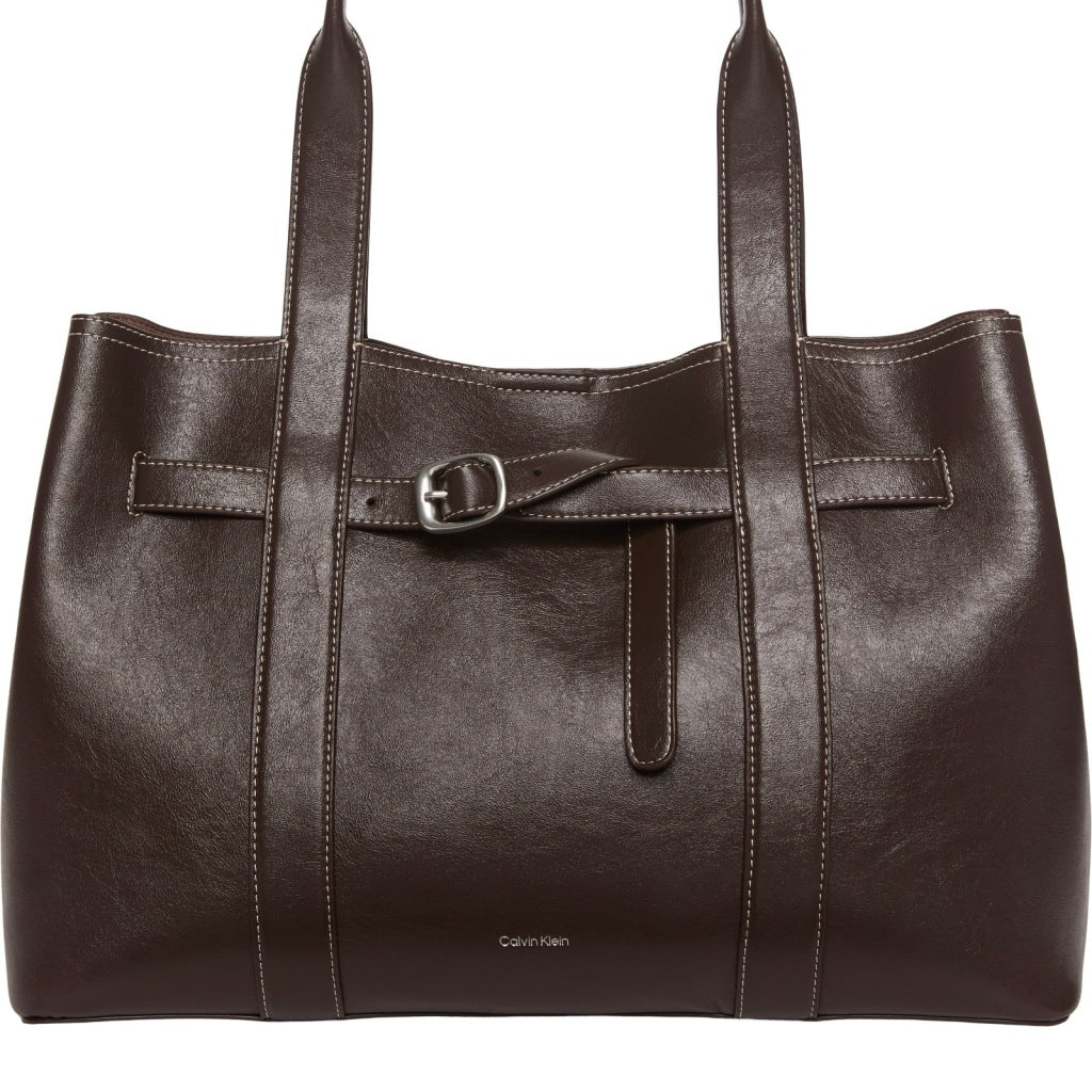 CALVIN KLEIN LVFG BUCKLE MEDIUM WORK TOTE en color MARRON (4)