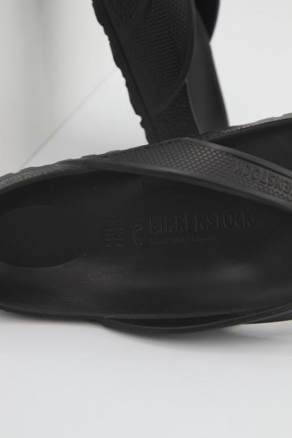 BIRKENSTOCK HONOLULU EVA en color NEGRO (2)